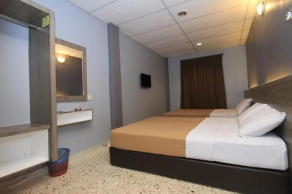 Yellow Mansion Hotel Malacca Bagian luar foto